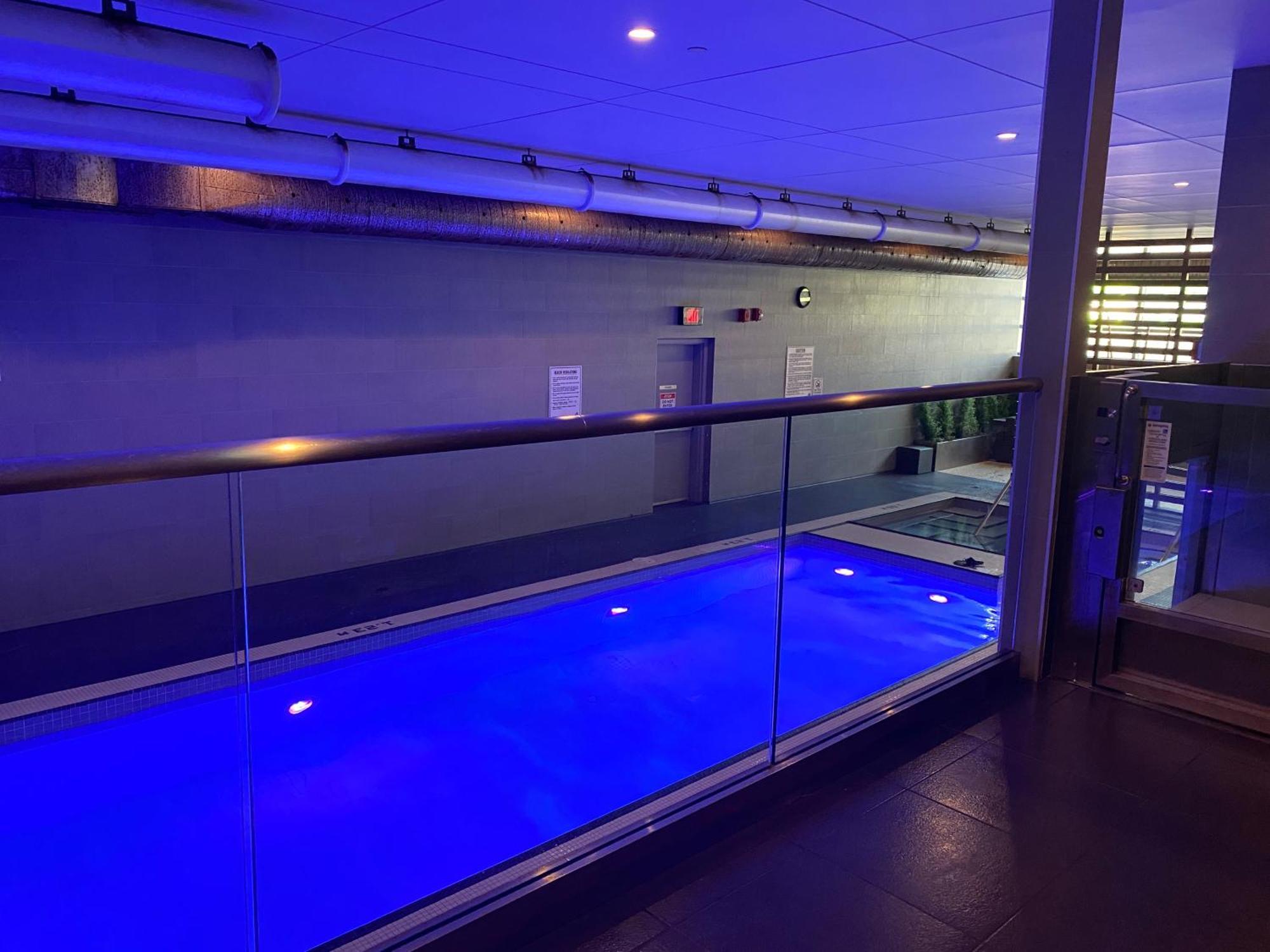 Family Oriented Downtown Toronto 2Bdrm Condo With Parking & Office Space Екстериор снимка